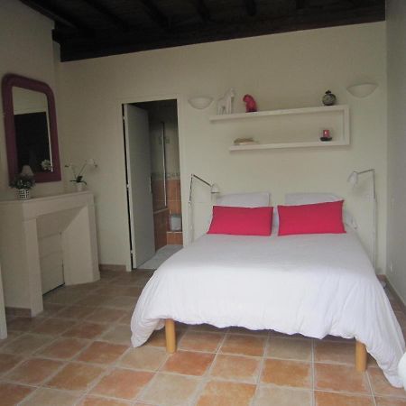 Bed and Breakfast Chez Mamie Jo A La Campagne Ponlat-Taillebourg Екстер'єр фото