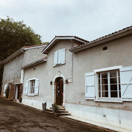 Bed and Breakfast Chez Mamie Jo A La Campagne Ponlat-Taillebourg Екстер'єр фото